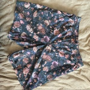 Lululemon Pace Breaker 9” Lined